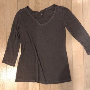 Gap | Heather gray 3/4 sleeve v-neck tee